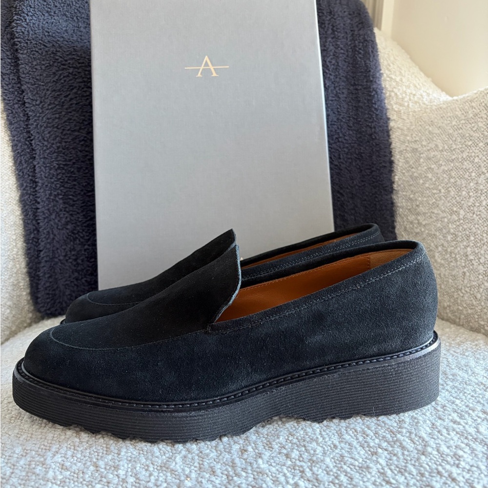 Aquatalia Women's Kelsey Weatherproof Suede Platform Loafers~ size 9 - Picture 5 of 15